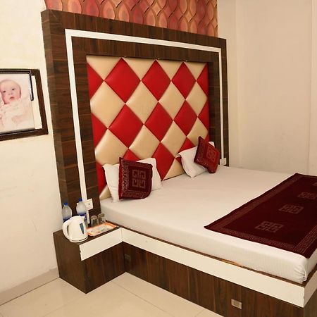 Hotel Robin Inn Amritsar Buitenkant foto