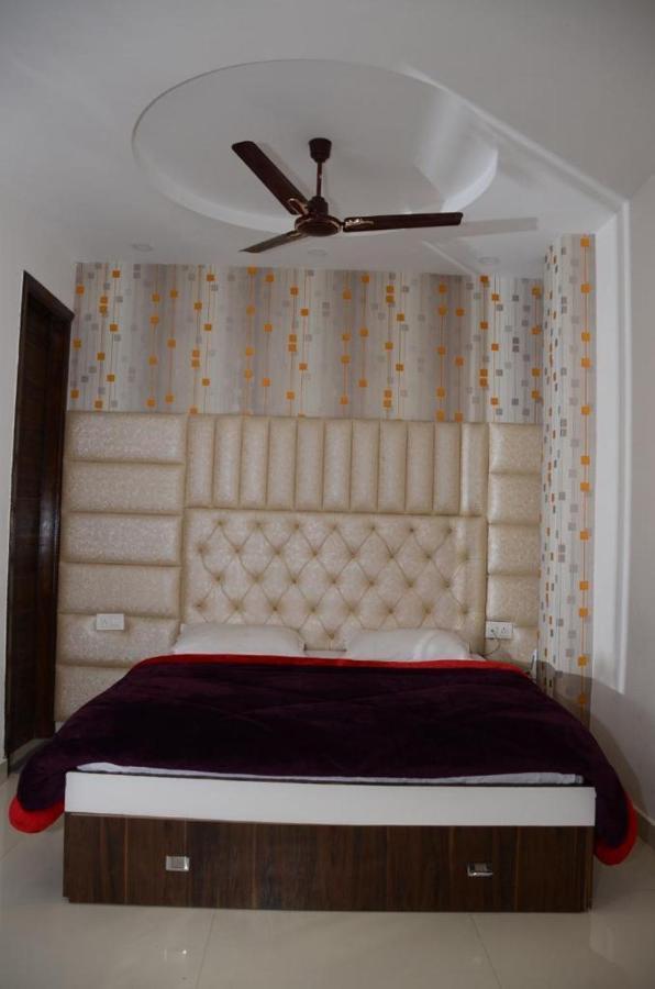 Hotel Robin Inn Amritsar Buitenkant foto