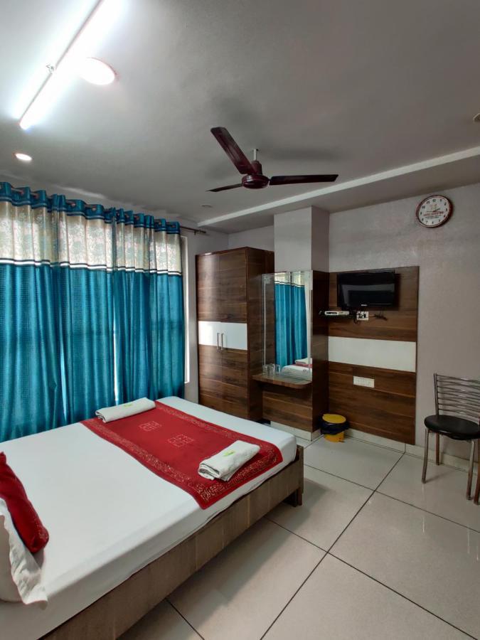 Hotel Robin Inn Amritsar Buitenkant foto