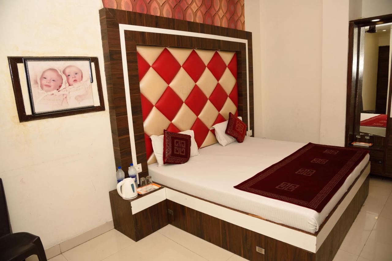 Hotel Robin Inn Amritsar Buitenkant foto