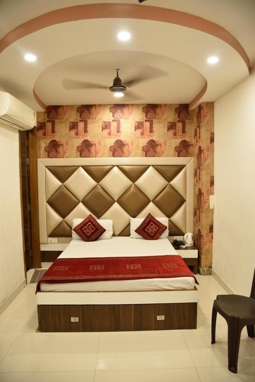 Hotel Robin Inn Amritsar Buitenkant foto